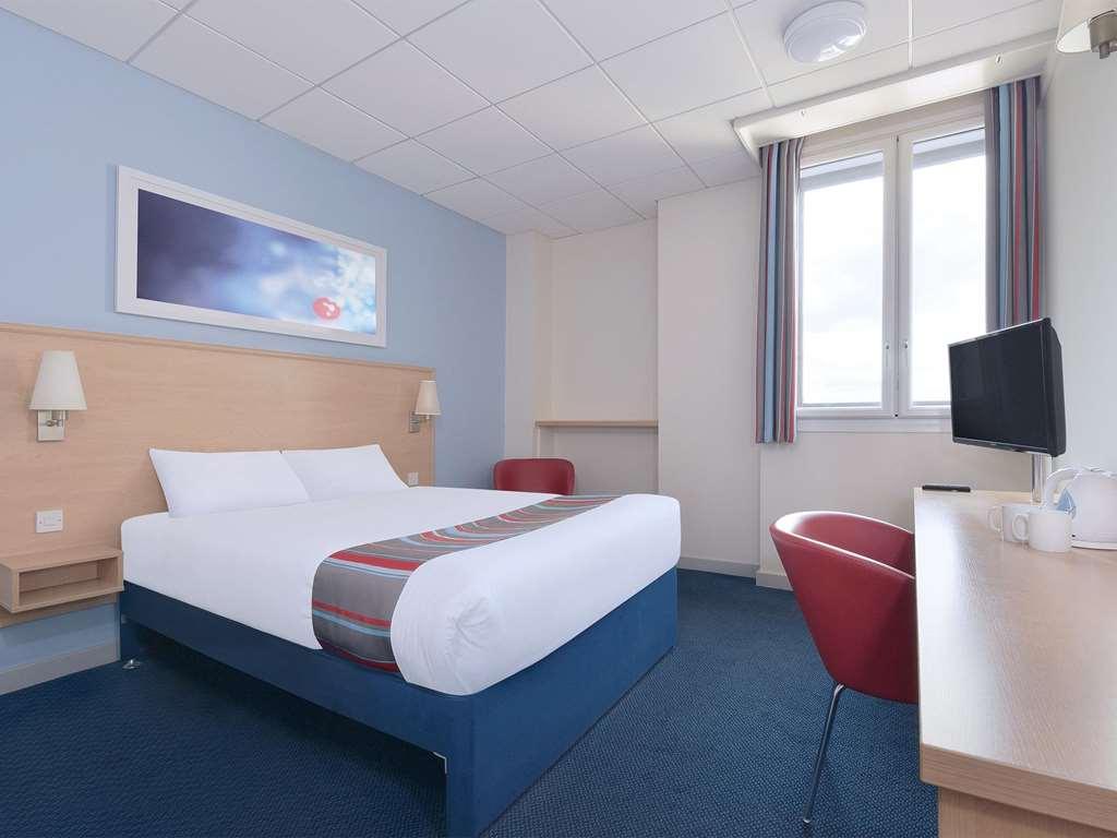 Travelodge Bedford Ruang foto
