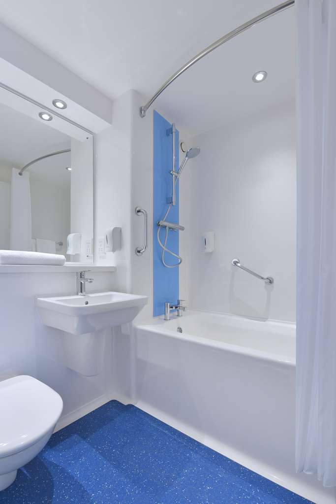 Travelodge Bedford Ruang foto